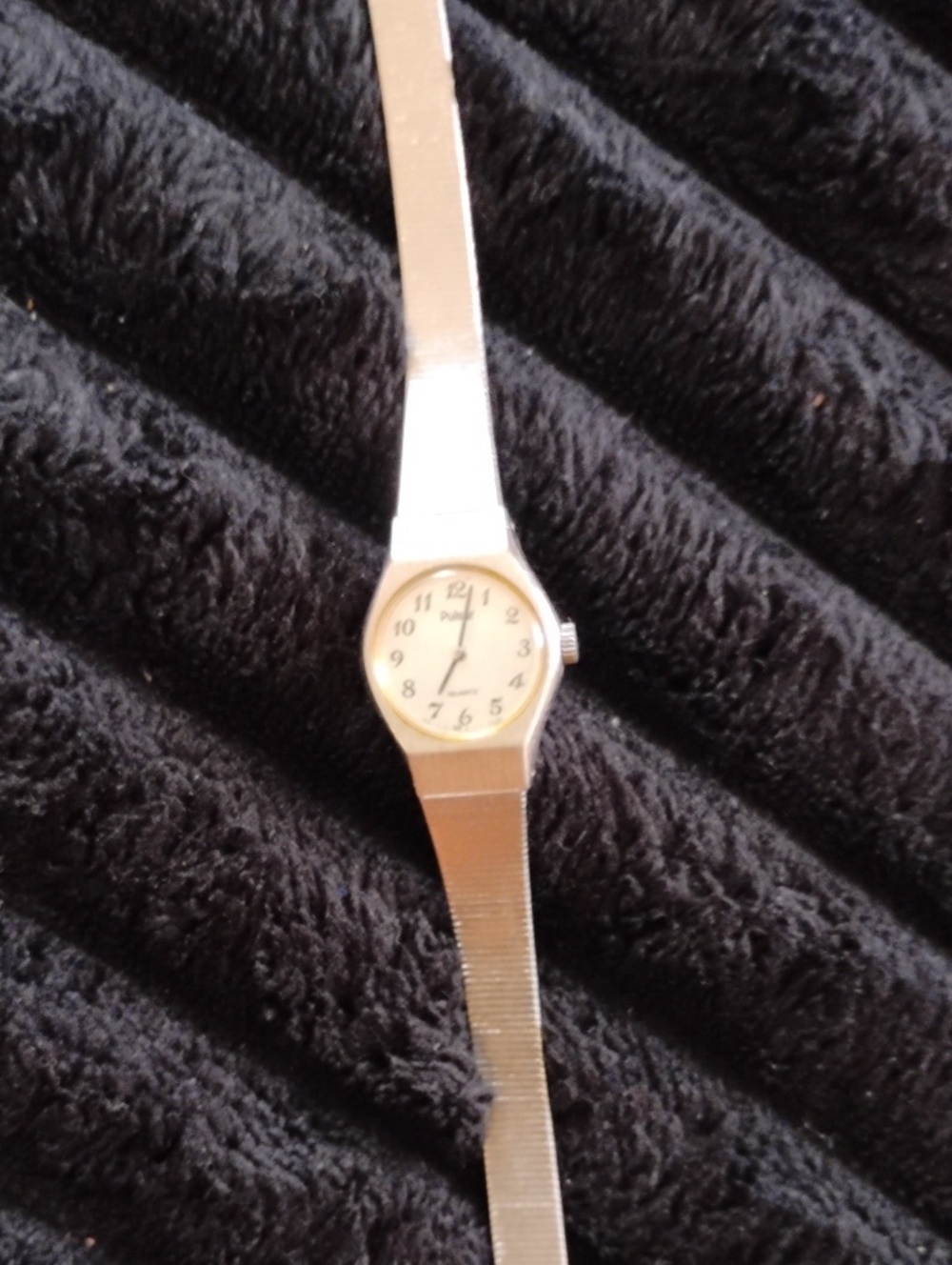 VINTAGE PULSAR LADIES WATCH NRMINT CONDITION